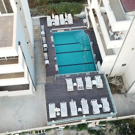 Etna Apartments อุลซิน ภายนอก รูปภาพ