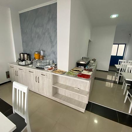 Etna Apartments อุลซิน ภายนอก รูปภาพ