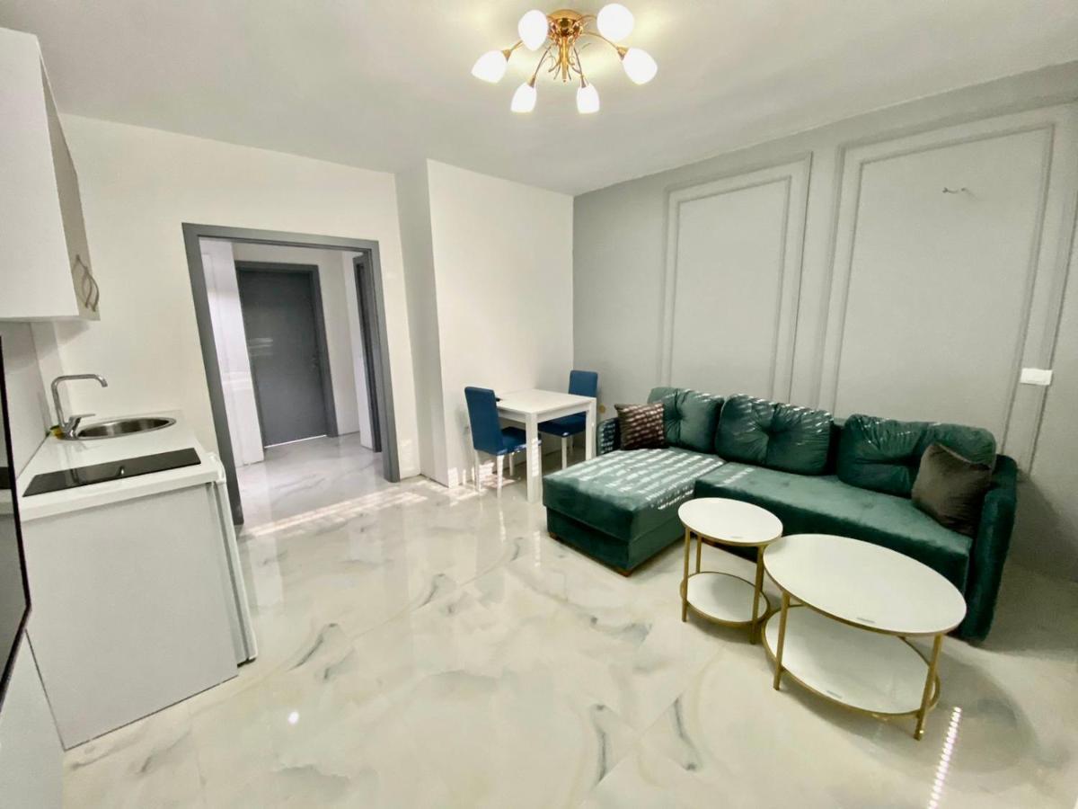 Etna Apartments อุลซิน ภายนอก รูปภาพ