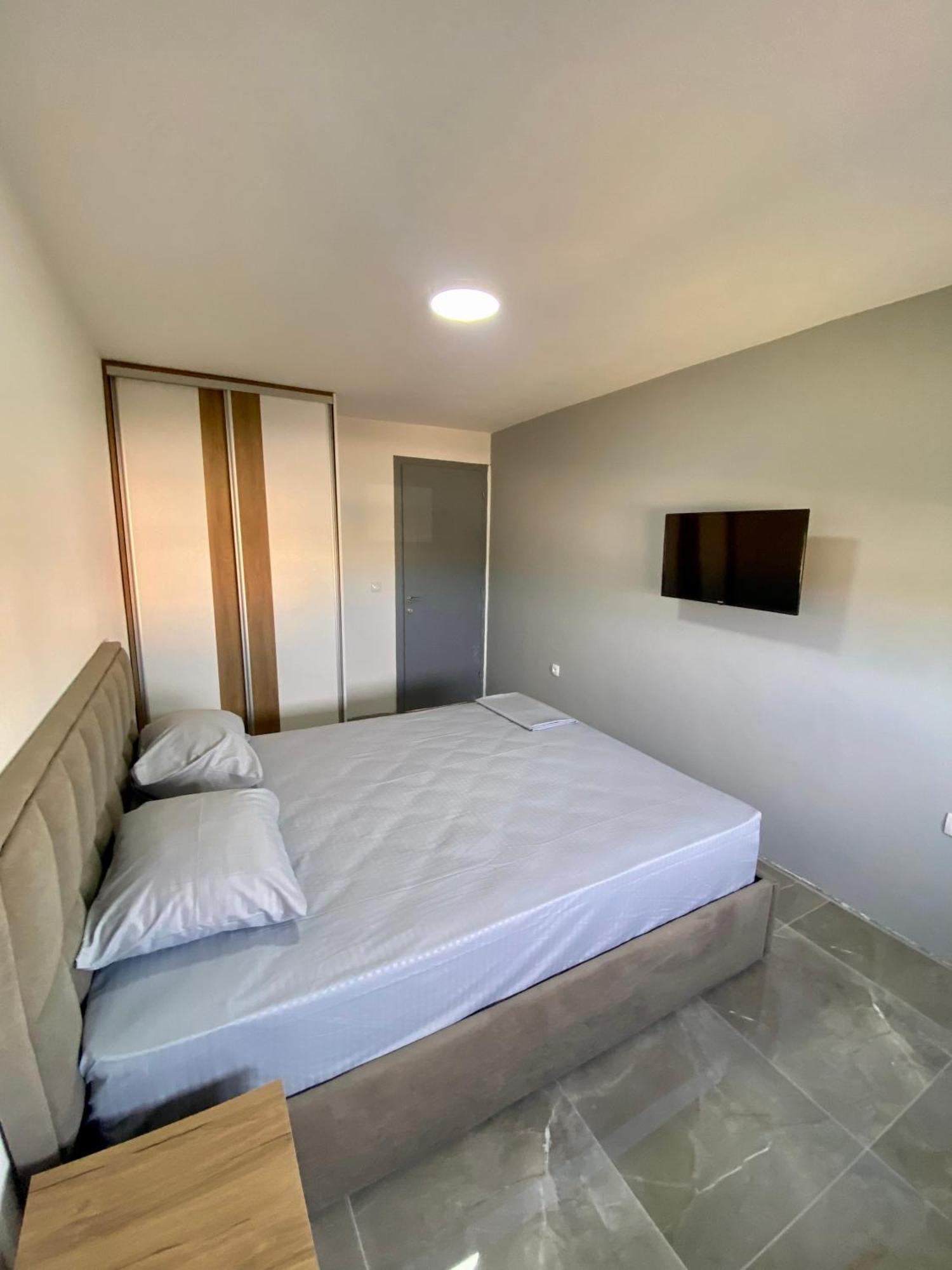 Etna Apartments อุลซิน ห้อง รูปภาพ