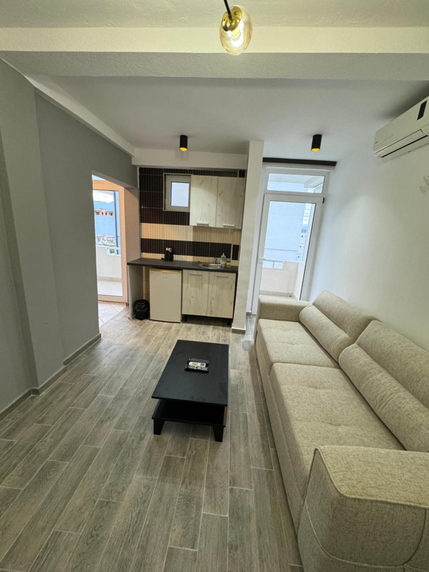 Etna Apartments อุลซิน ภายนอก รูปภาพ