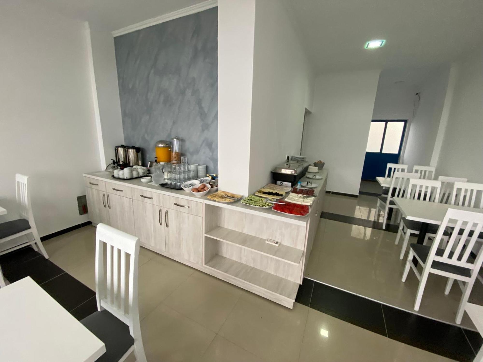 Etna Apartments อุลซิน ภายนอก รูปภาพ