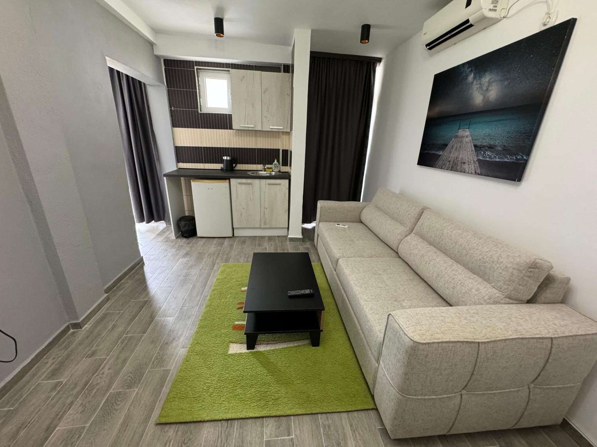 Etna Apartments อุลซิน ภายนอก รูปภาพ