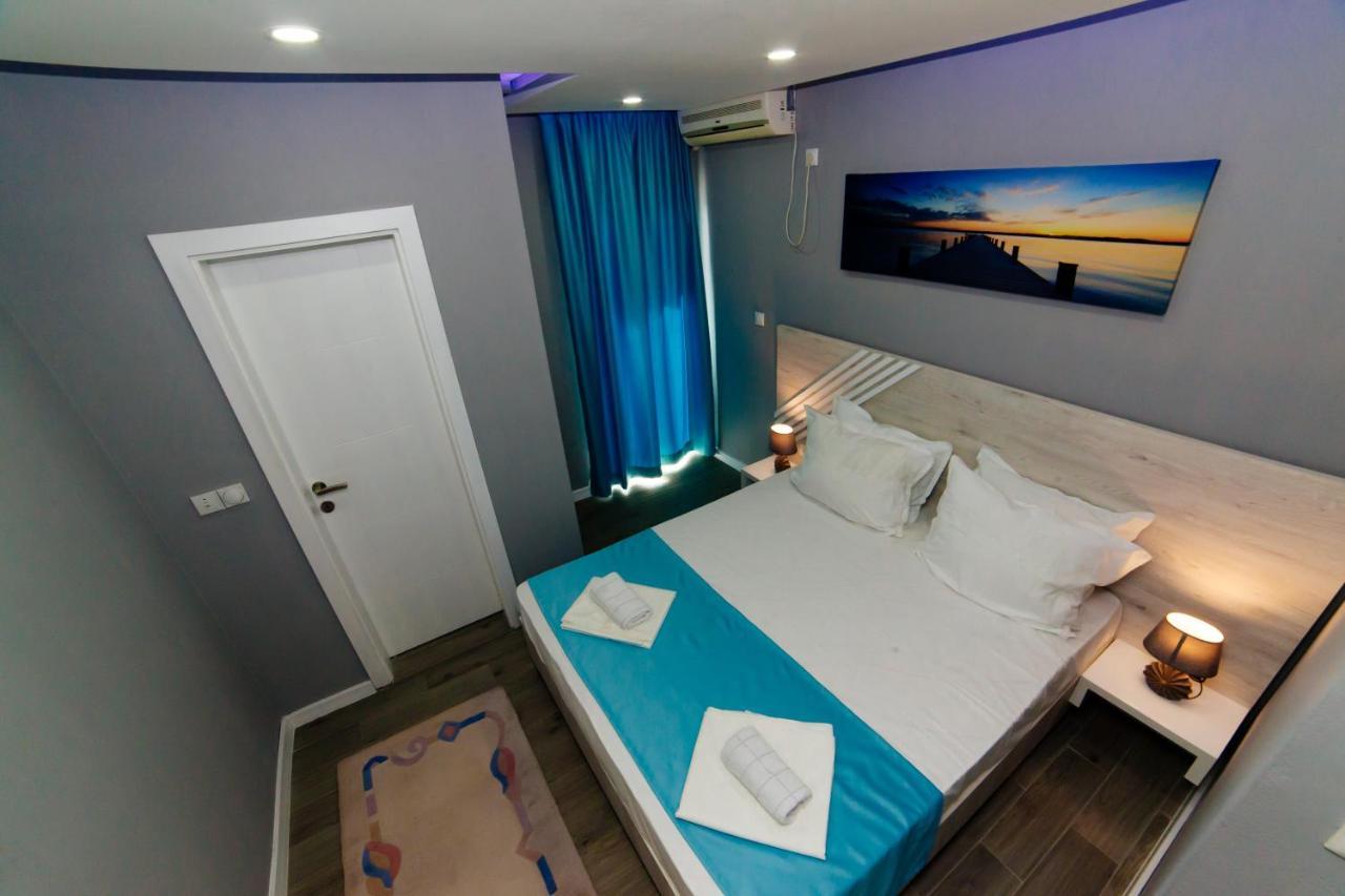Etna Apartments อุลซิน ภายนอก รูปภาพ