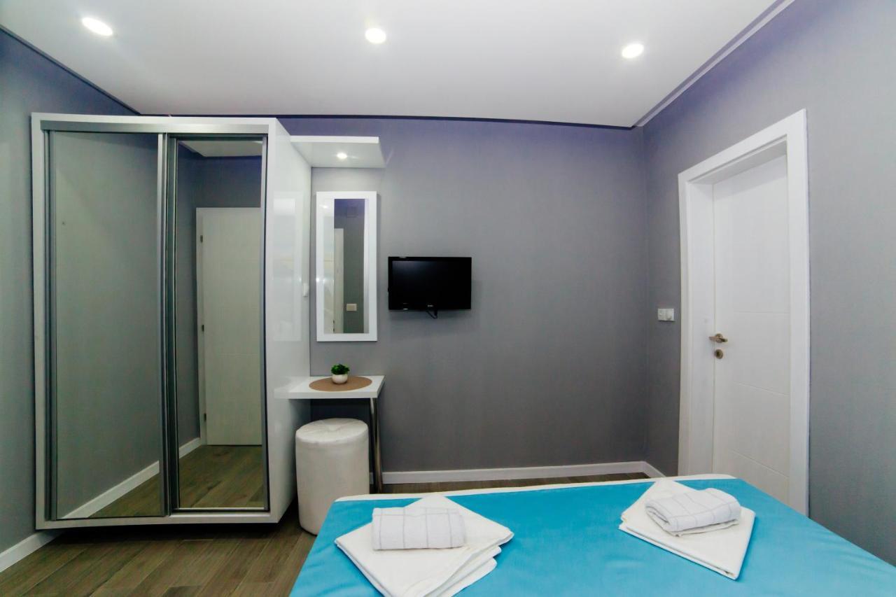 Etna Apartments อุลซิน ภายนอก รูปภาพ